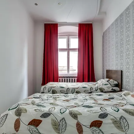 Apartament Modern In Historic Center. *